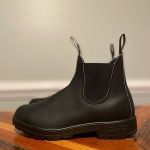 Blundstone Boots - #558 Women’s Classic Chelsea